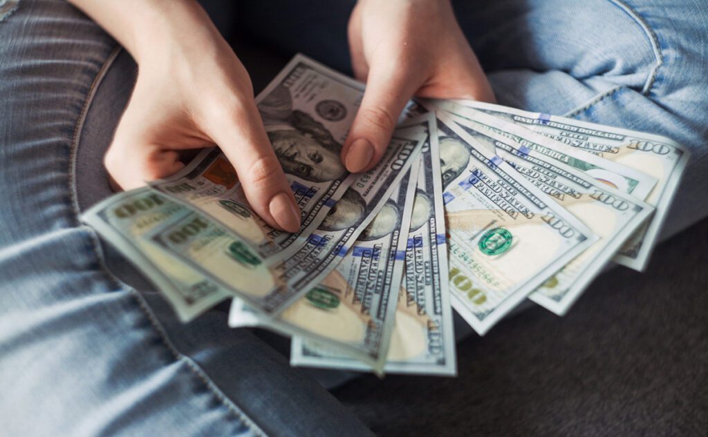 доллары США