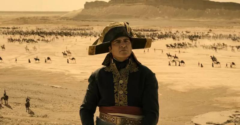 "Наполеон" Ридли Скотта: эпическое полотно для многослойного маленького корсиканца