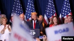 Трамп одерживает победу на праймериз в Южной Каролине0