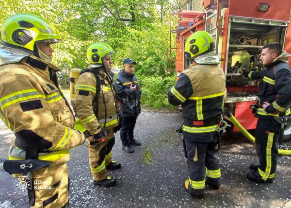 В центре Киева горела квартира: погибли животные1
