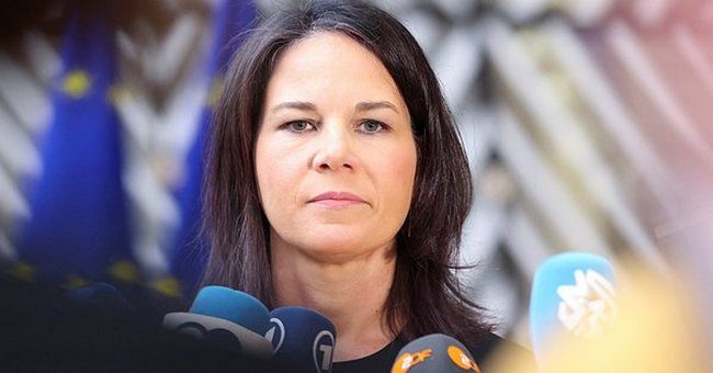 Война придет в Европу в случае поражения Украины, предупреждает министр иностранных дел Германии Бербок