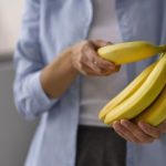 Помогают ли бананы снизить артериальное давление: какая еще польза фруктов — Здоровье