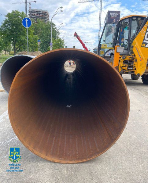 Правоохранители принялись расследовать неоднократные прорывы трубопровода возле Ocean Plaza в Киеве3