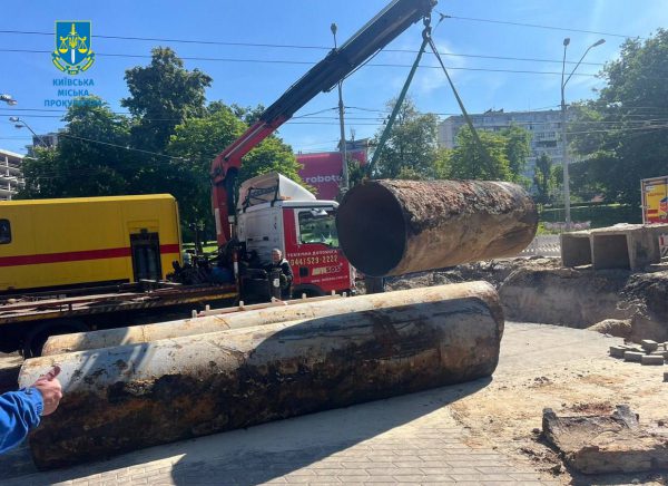 Правоохранители принялись расследовать неоднократные прорывы трубопровода возле Ocean Plaza в Киеве1