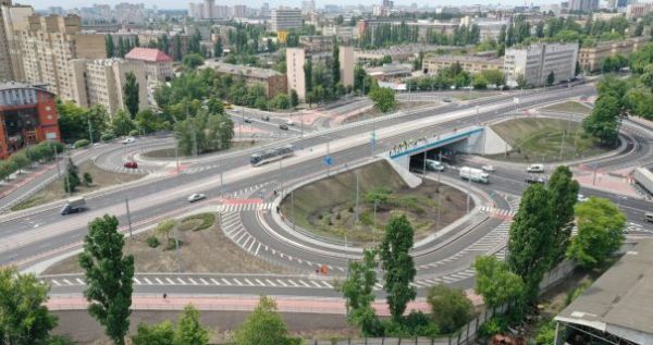 В Киеве на Дегтяревском путепроводе завершили ремонтные работы: как теперь выглядит развязка0