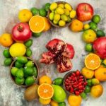Какие ягоды и фрукты нужно есть каждый день, чтобы снизить давление и предупредить инсульт — Здоровье
