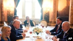 Трамп встретился с Нетаньяху в своей резиденции во Флориде0