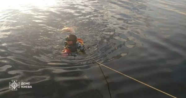 На Совских прудах в Киеве погиб человек0