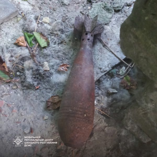 В Киеве и области саперы изъяли боевые части ракет Х-1014