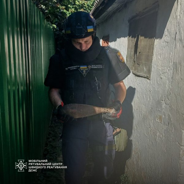 В Киеве и области саперы изъяли боевые части ракет Х-1013