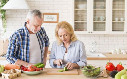 Какие продукты нужно обязательно есть людям за 50, чтобы иметь крепкое здоровье до глубокой старости — Здоровье