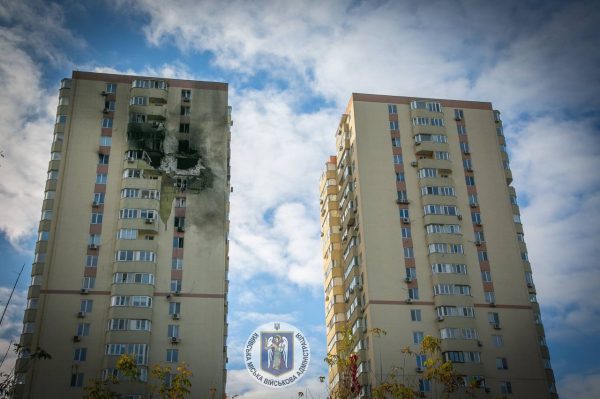 Попадание Shahed в многоэтажку в Киеве: погиб 14-летний ребенок, пострадали 6 жителей7