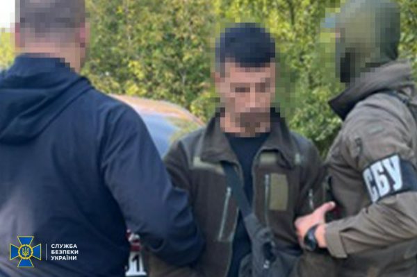 СБУ разоблачила многомиллионную схему заработка на уклонистах: задержаны 14 человек5