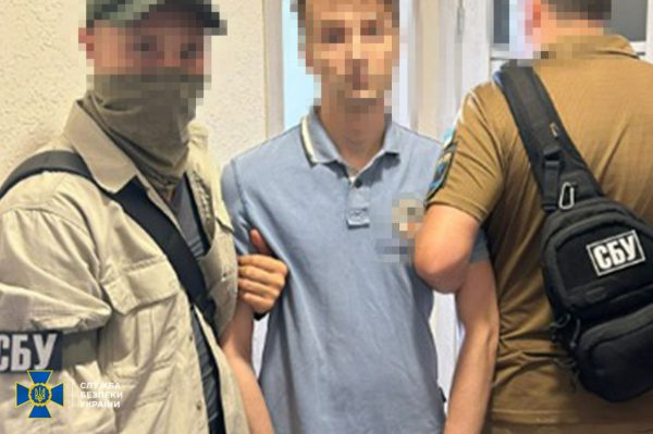 СБУ разоблачила многомиллионную схему заработка на уклонистах: задержаны 14 человек7