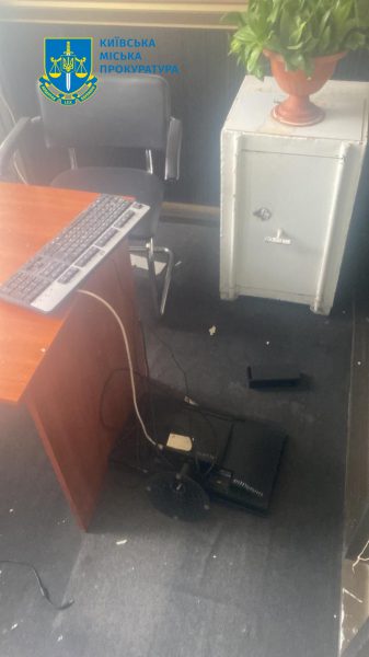 В Киеве 32-летний волынянин разгромил приемную Минсоцполитики, потому что не мог найти себе жену1