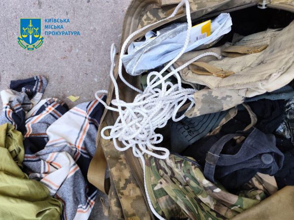 В Киеве мужчина задушил свою подругу и угнал ее автомобиль5