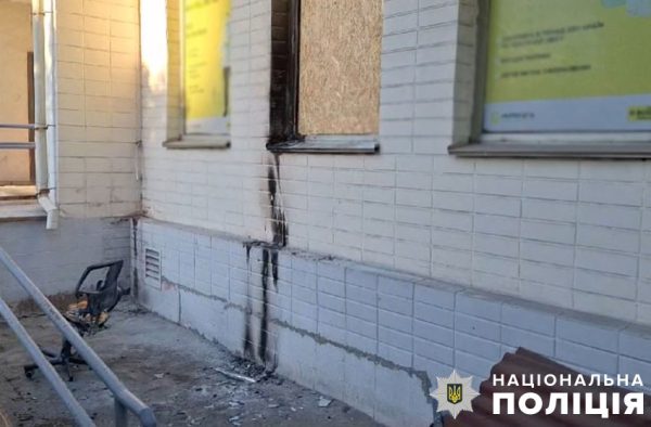 В Киеве задержали 16-летнего поджигателя Укрпочты2