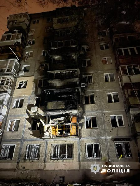 В результате ночной дроновой атаки на Киев пострадали девять человек1