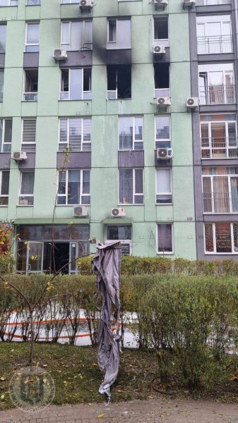 Пожар в киевской многоэтажке после атаки дронов: в КГВА уточнили информацию3
