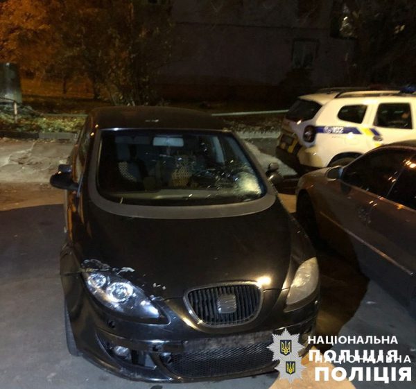 В Киеве пьяный водитель сбил на переходе 14-летнюю девочку и уехал прочь1