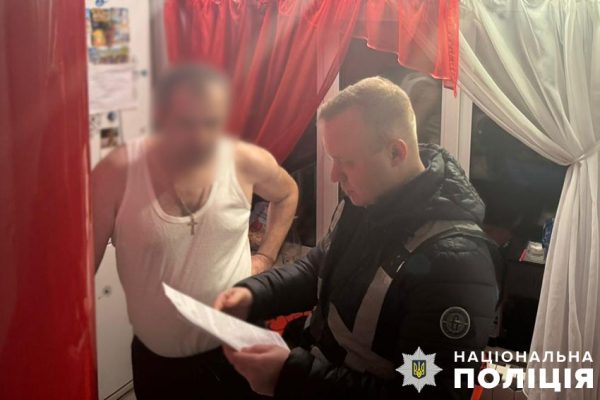 В Киеве разоблачили группу перекупов железнодорожных билетов, им грозит тюрьма2