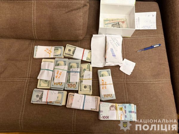 В Киеве врач и военный требовали у ветерана, раненого в Бахмуте, $5000 за оформление инвалидности1