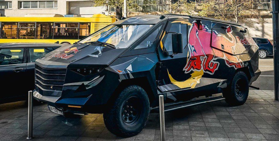 Red Bull LMX Taurus Red Bull LMX Taurus, Red Bull, LMX Taurus, Red Bull Rockit