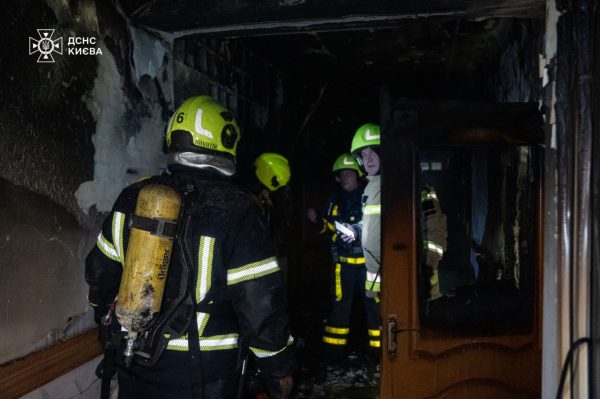 В столичной больнице ночью произошел пожар: огнеборцы спасли десятки человек1