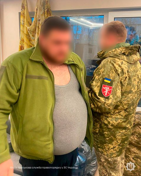 Правоохранители разоблачили военного, организовавшего поставки наркотиков в зону боевых действий3