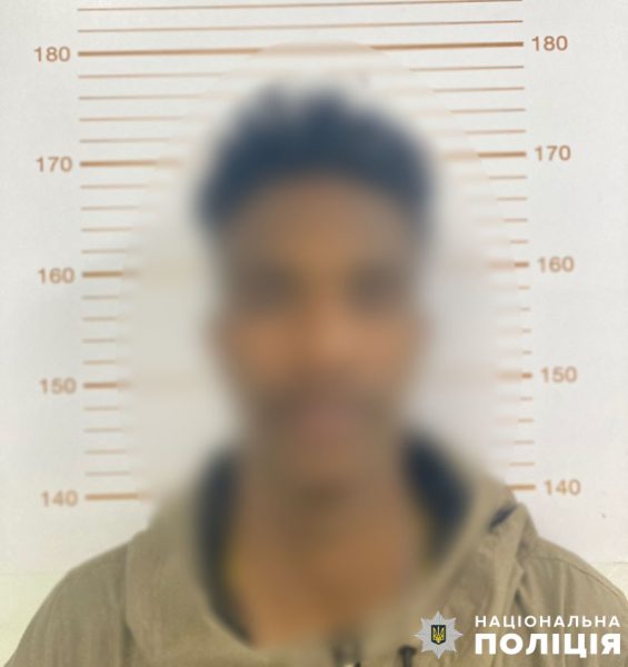 Преследовал в общежитие: в Киеве иностранец совершил сексуальное насилие в отношении 12-летней девочки1