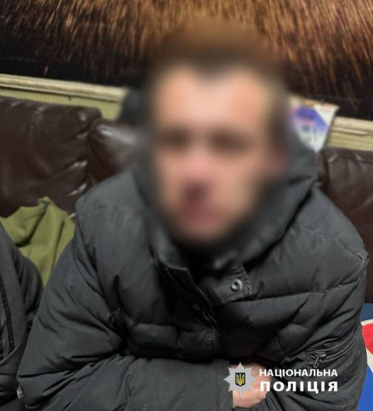 В Киеве задержали 15-летнего парня за поджог почтового отделения1