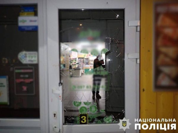 Житель Киева, устроивший погром в аптеке и магазине, получил 7 лет тюрьмы2