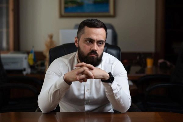 Гарик Корогодский советует президенту не увольнять Кирилла Фесика1