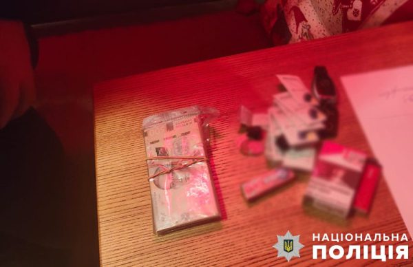Глава КП требовал у предпринимателя 40 тысяч грн за съемку рекламы в центре Киева3