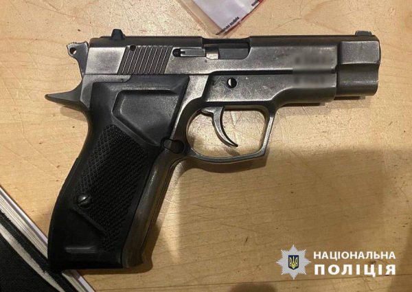 Ссора владельцев собак в Киеве закончилась стрельбой: подробности от полиции4