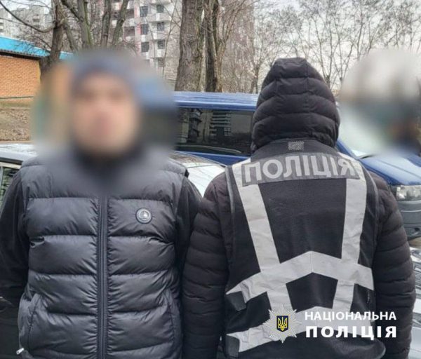 В Киеве задержали рэкетиров, требовавших с врача несуществующий долг4