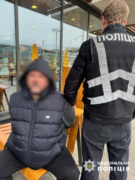 В Киеве задержали рэкетиров, требовавших с врача несуществующий долг2