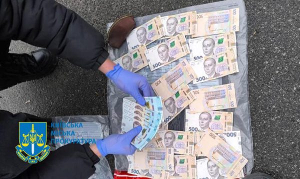 Водительское удостоверение за деньги: в Киеве разоблачили новую схему2