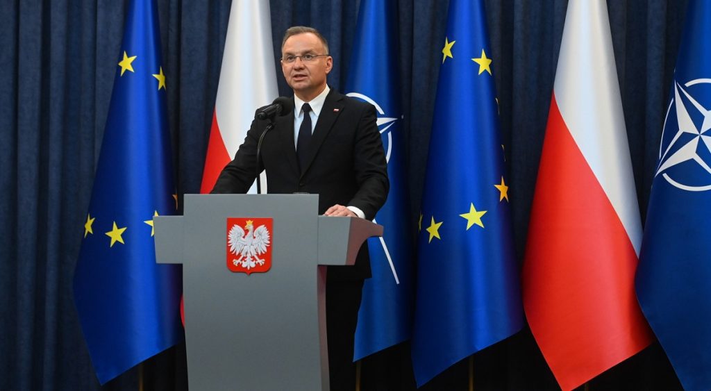 Дуда: Война в Украине должна закончиться справедливым и прочным миром