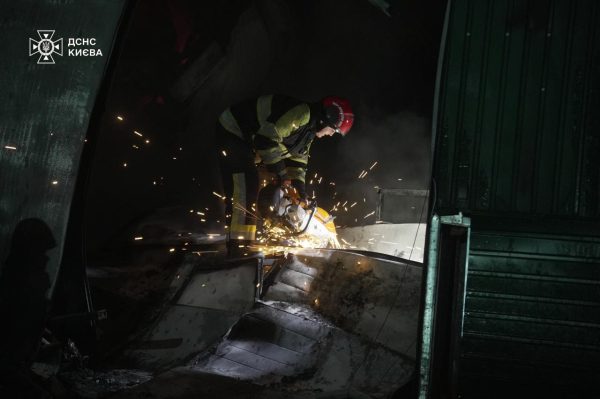 Удар баллистикой по Киеву: данные о пострадавших и фото последствий2