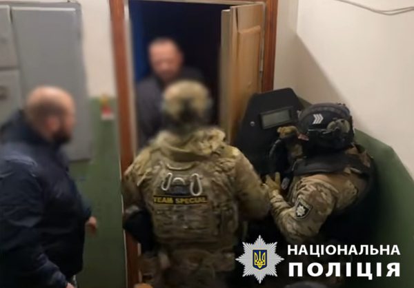 В Киеве перекрыли канал сбыта оружия и боеприпасов1