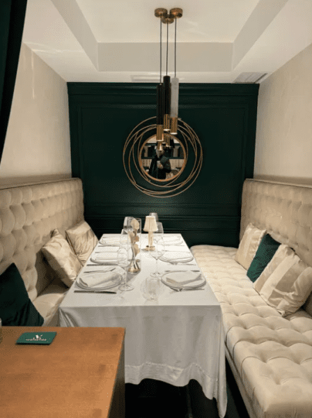 В Киеве выставили на продажу ресторан, который связывают с Николаем Тищенко3