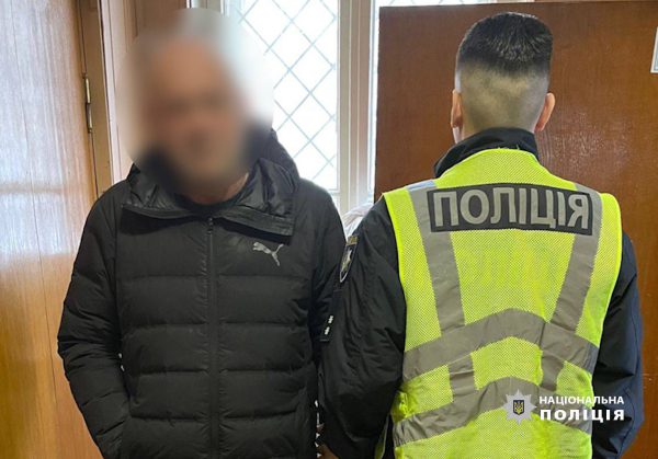 Житель Киева, укравший у военного тепловизор, может сесть на 8 лет1