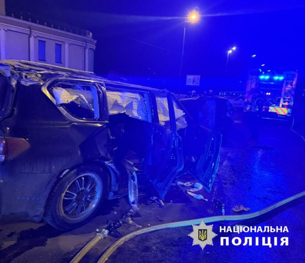Смертельное ДТП с тремя авто на Подоле: водитель получил подозрение3