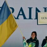 Несмотря на официальный запрет: на церемонии открытия Паралимпиады-2026 вынесли флаг Украины