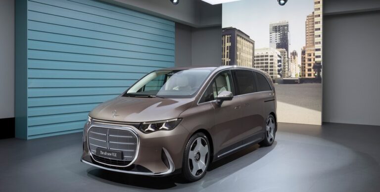 Революционные изменения: презентован преемник Mercedes Vito и V-Class (фото, видео)