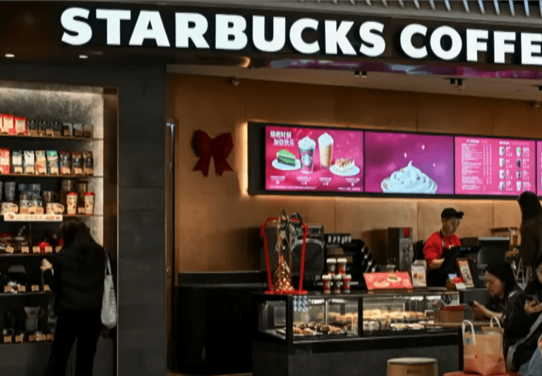 Starbucks продает часть своего бизнеса в Китае