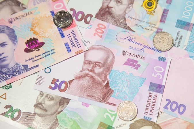 Кабмин выделяет 7,7 млрд грн на жилье для переселенцев с оккупированных территорий