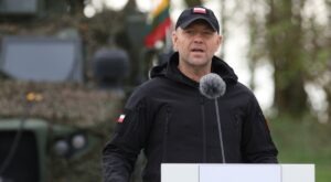Навроцки: Польша готова принять солдат США, которых Трамп хочет вывести из Германии